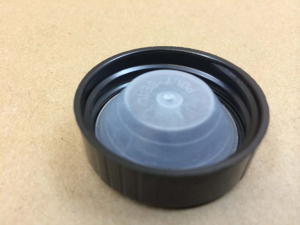     38 400 Black  Ribbed Sides/Smooth Top
  Plastic   Cap