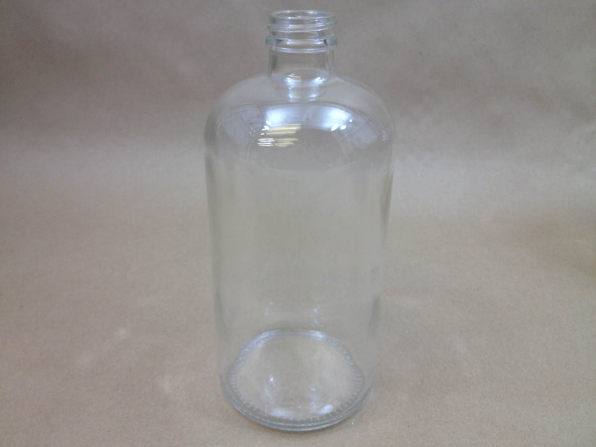  32 oz.   33 400 Flint/Clear  Boston Round  Glass   Bottle