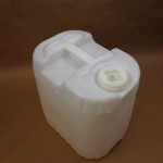 drum plug, 5 gallon tighthead pail, jerrycan, jerrican, carboy.