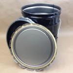steel pail with lug cover and dish cover and ring.