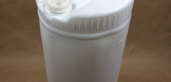 15 Gallon Plastic UN Tight Head Drums in White or Natural