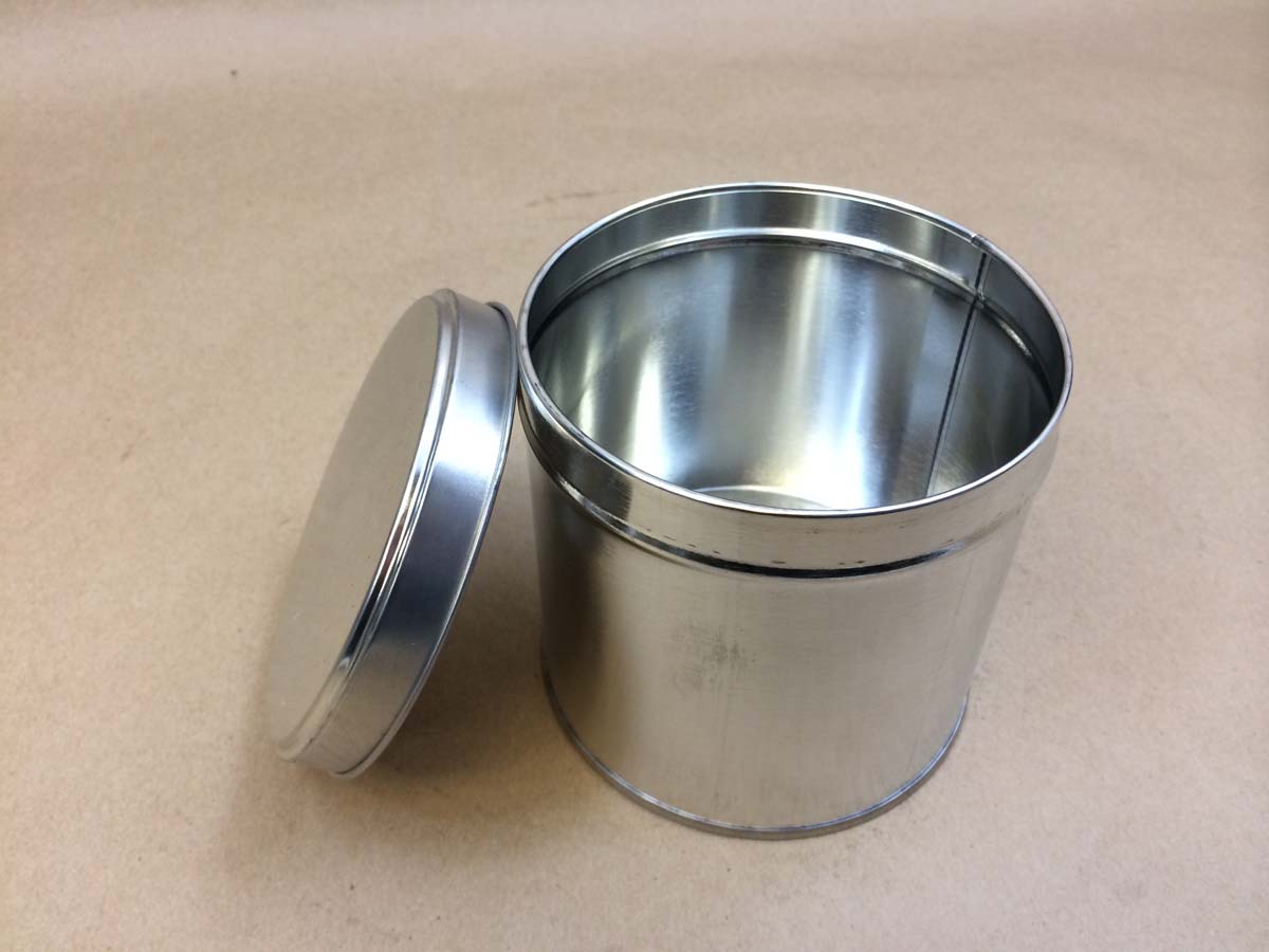 metal tin, gift tin, holiday cookie cans, slip cover can, metal can with slip on cover