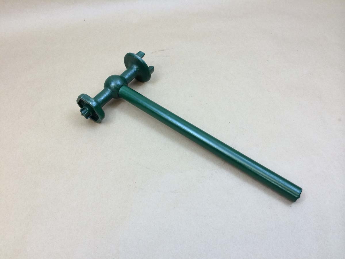 bung wrench, plug wrench for drums
