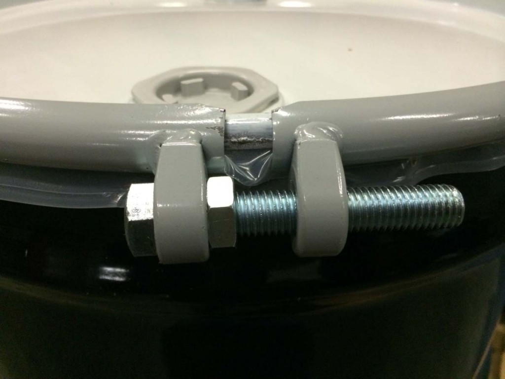 Bolt Ring on 55 gallon Open Head Steel Drum (MSD52301) Yankee