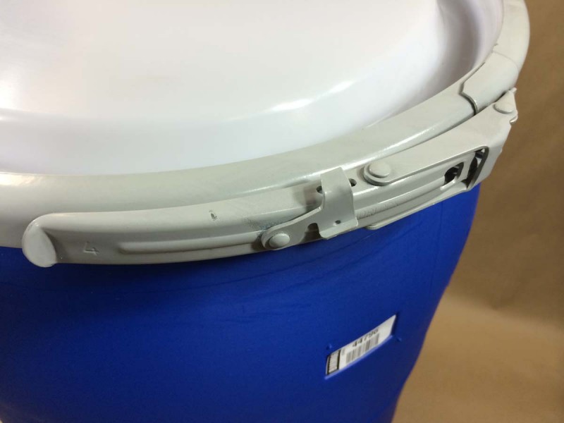 30 gallon plastic drum lever locking ring closed (VAN30BLNA) Yankee
